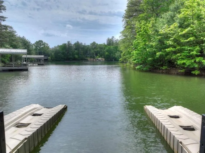 67 Lakeshore Drive Blairsville, GA 30512