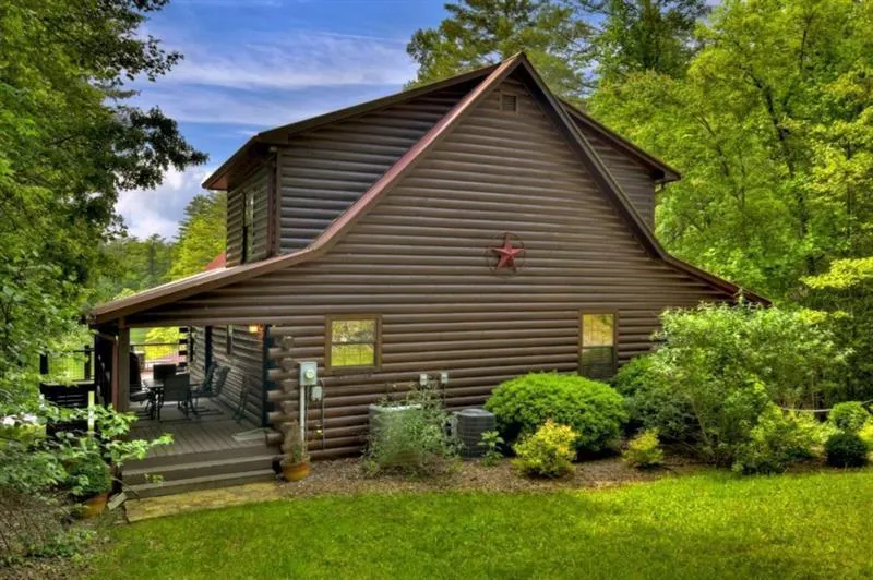 67 Lakeshore Drive Blairsville, GA 30512
