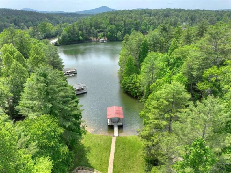 67 Lakeshore Drive Blairsville, GA 30512