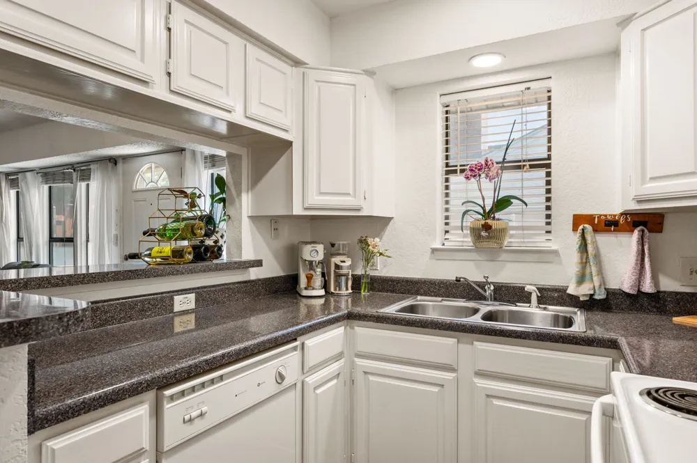 2541 Shady Ridge Drive #C Bedford, TX 76021