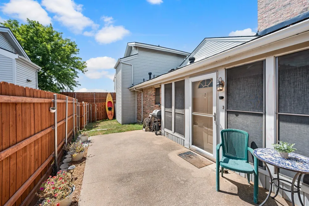 2541 Shady Ridge Drive #C Bedford, TX 76021