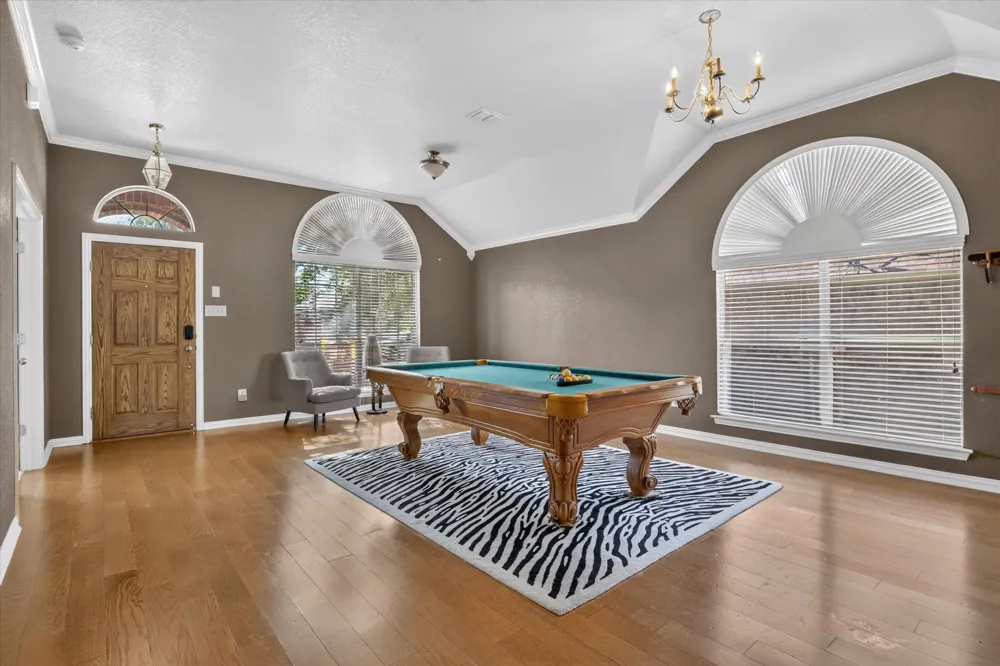 6829 Cheatham Drive Watauga, TX 76148