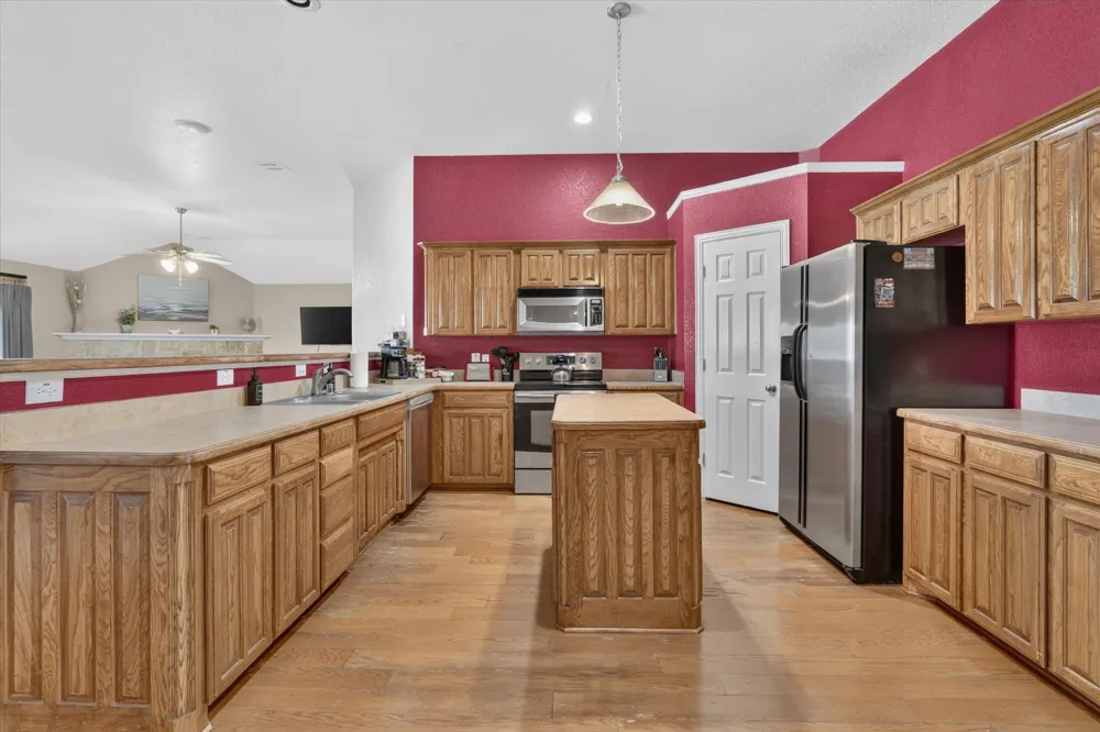 6829 Cheatham Drive Watauga, TX 76148
