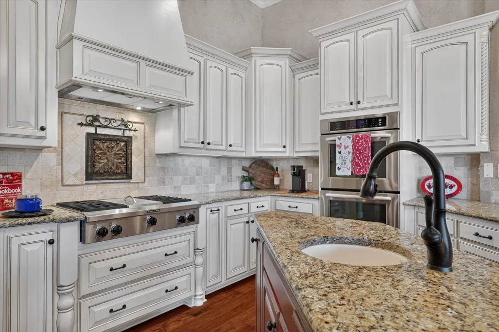 100 Canyon Ridge Trail Aledo, TX 76008