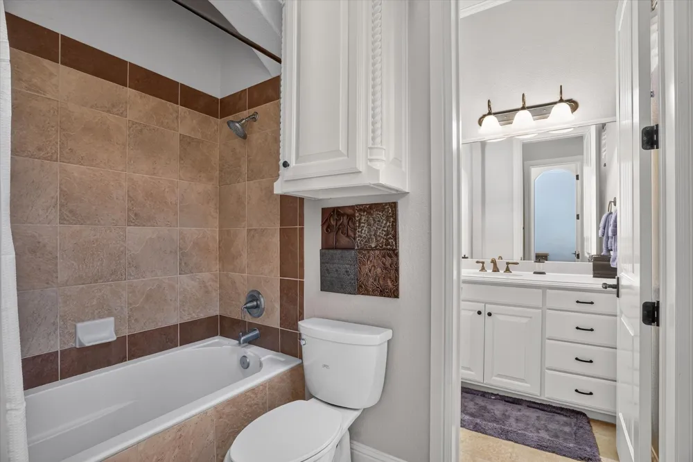 100 Canyon Ridge Trail Aledo, TX 76008
