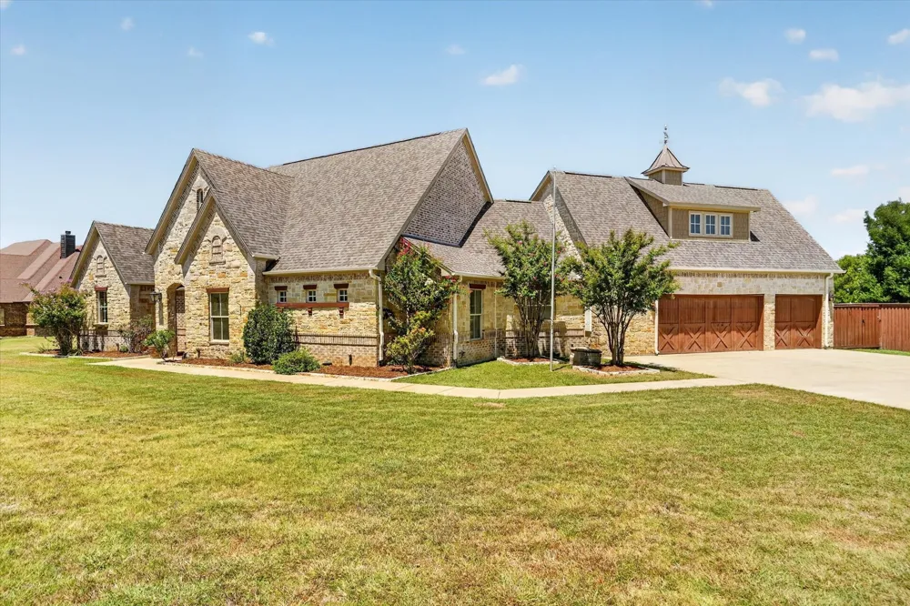 100 Canyon Ridge Trail Aledo, TX 76008