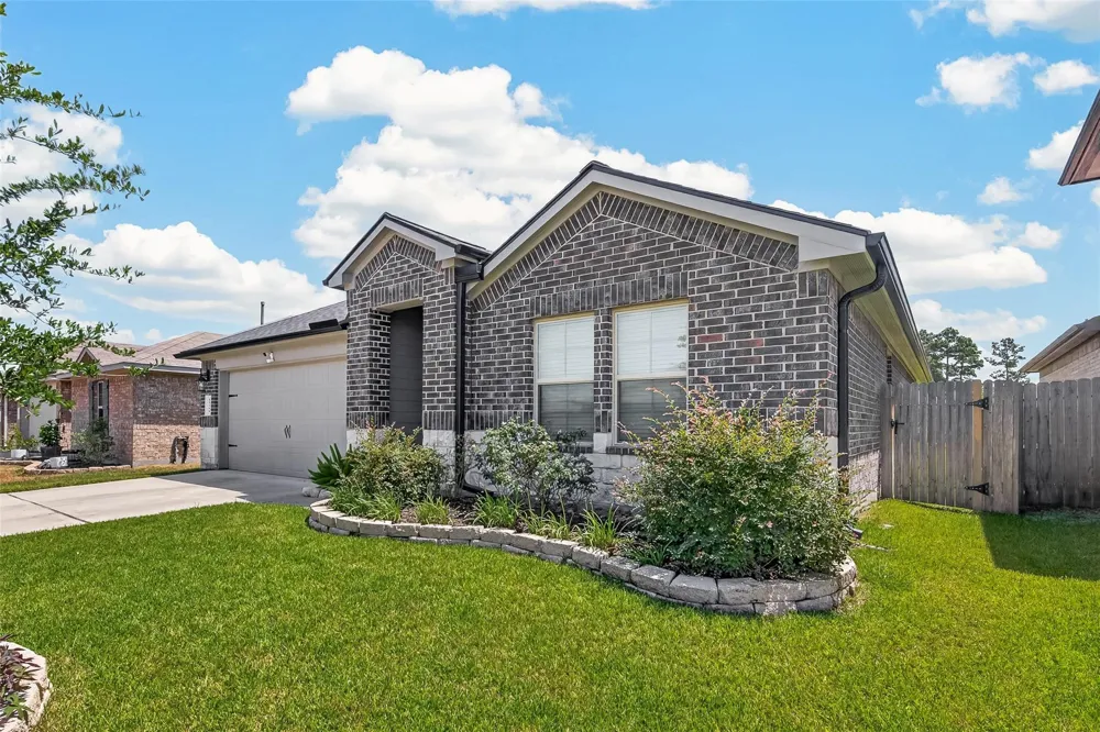 15359 Central Crescent Drive Roman Forest, TX 77357