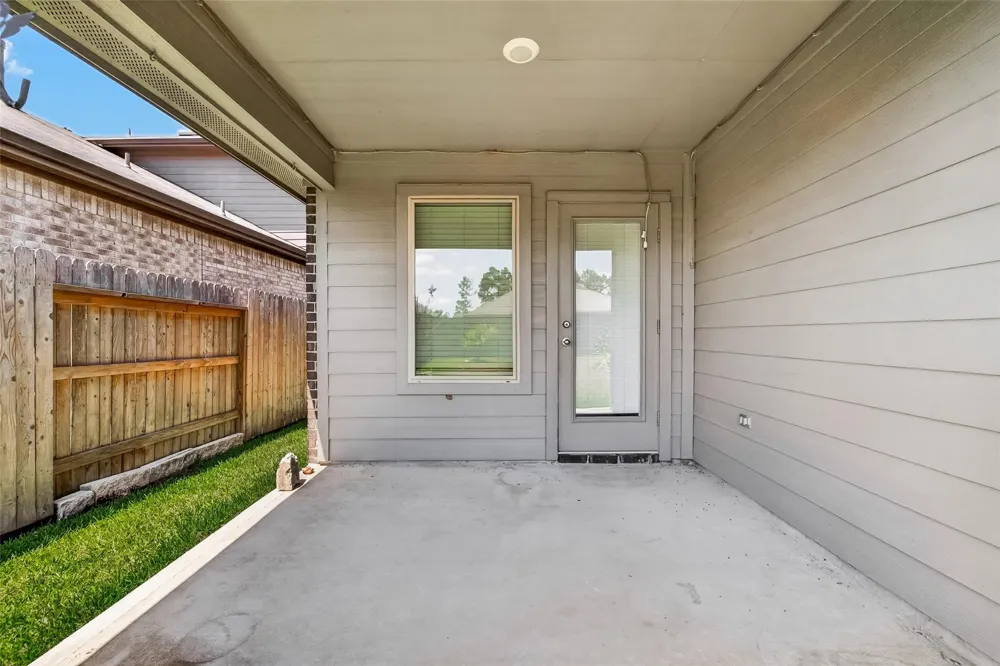 15359 Central Crescent Drive Roman Forest, TX 77357