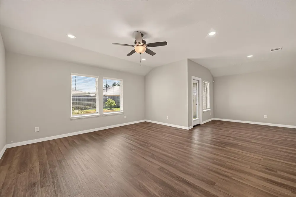 15359 Central Crescent Drive Roman Forest, TX 77357