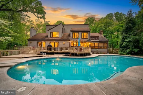 621 HANOVER DRIVE
