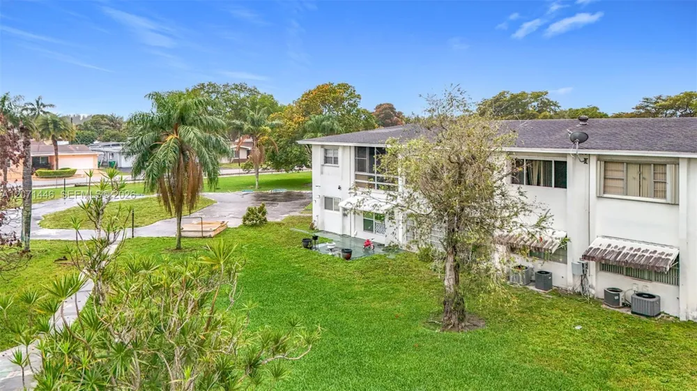 6730 Arbor Dr #202 Miramar, FL 33023