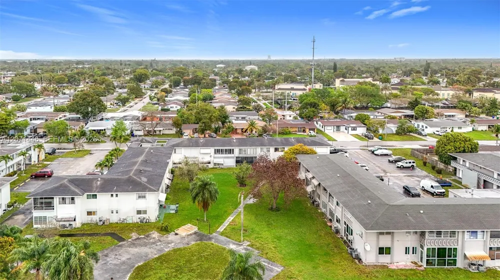 6730 Arbor Dr #202 Miramar, FL 33023