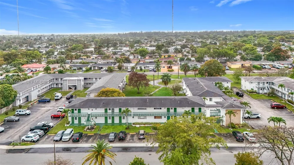 6730 Arbor Dr #202 Miramar, FL 33023