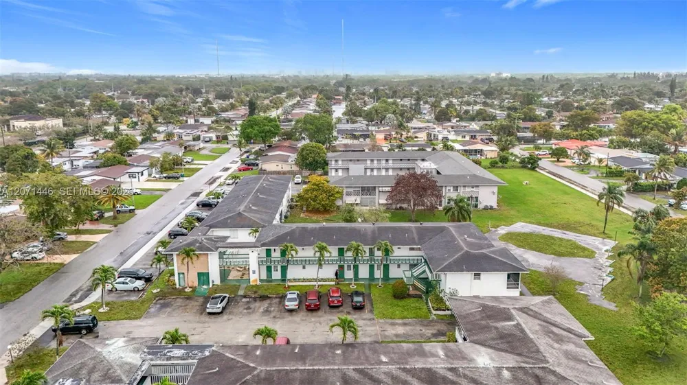6730 Arbor Dr #202 Miramar, FL 33023