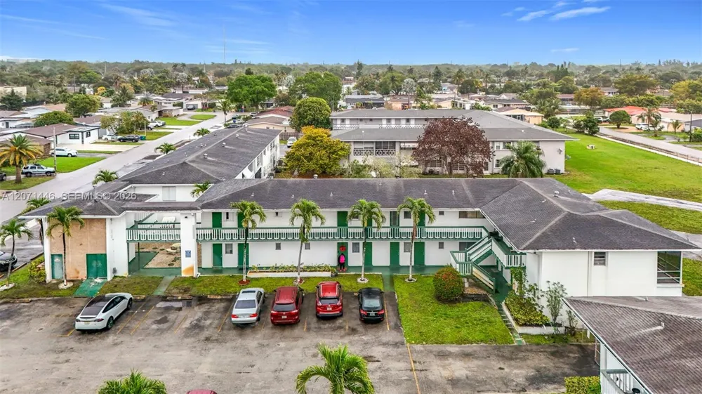 6730 Arbor Dr #202 Miramar, FL 33023