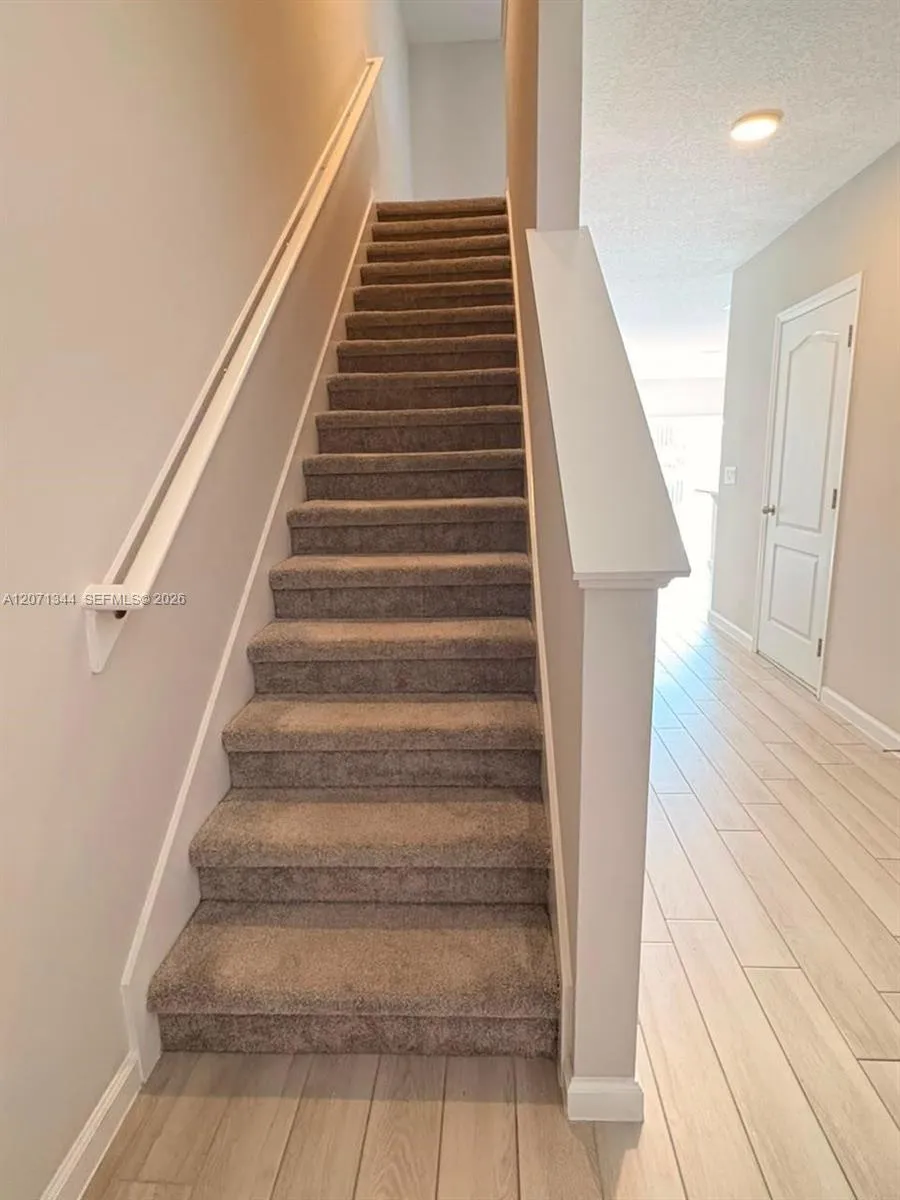 2835 NARCOOSSEE COMMONS WAY Saint Cloud, FL 34771