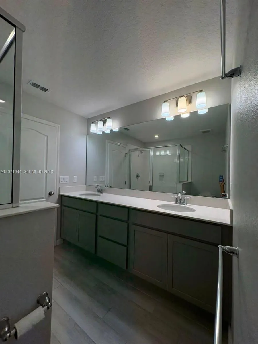2835 NARCOOSSEE COMMONS WAY Saint Cloud, FL 34771