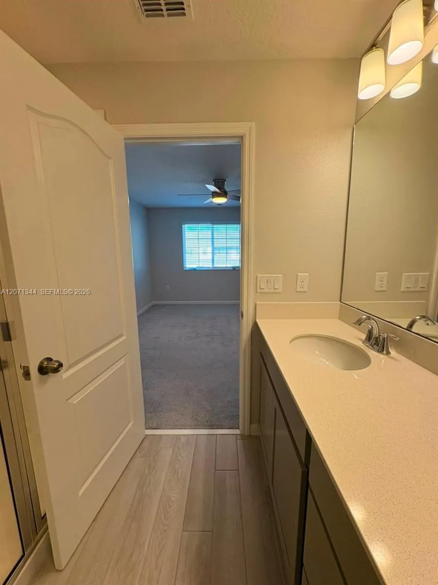 2835 NARCOOSSEE COMMONS WAY Saint Cloud, FL 34771