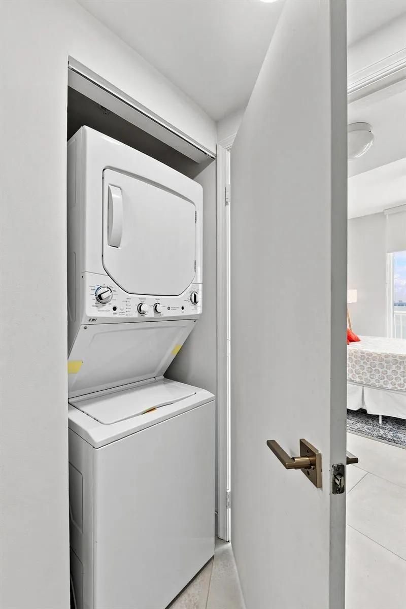 1750 BAYSHORE DRIVE #1202 Miami, FL 33132