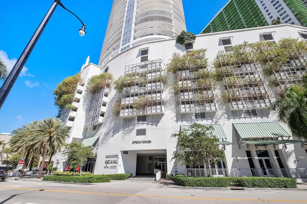 1750 BAYSHORE DRIVE #1202 Miami, FL 33132