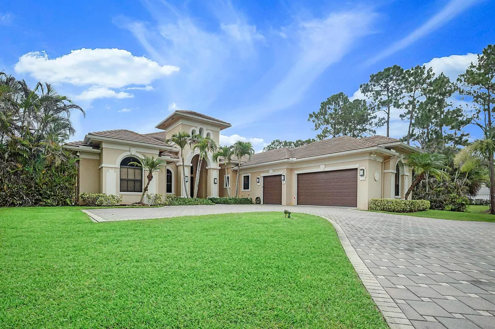 18337 SE Old Trail Drive W Jupiter, FL 33478