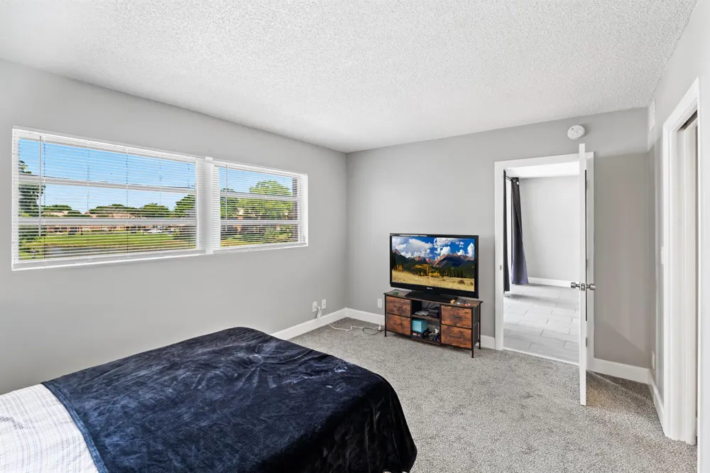 2850 Forest Hills Boulevard #211 Coral Springs, FL 33065