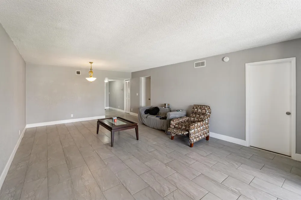 2850 Forest Hills Boulevard #211 Coral Springs, FL 33065