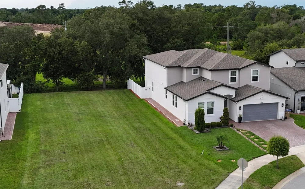 1506 PINES END PLACE St Cloud, FL 34771