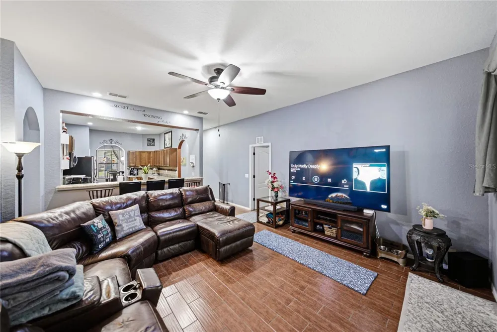 1236 EVERGREEN PARK CIRCLE Lakeland, FL 33813