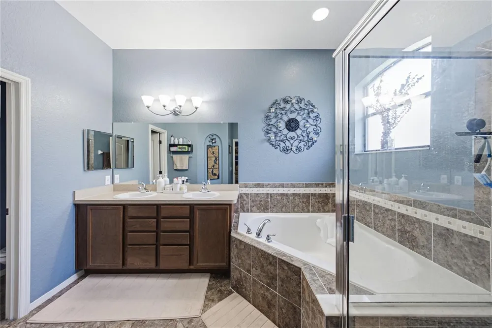 1236 EVERGREEN PARK CIRCLE Lakeland, FL 33813