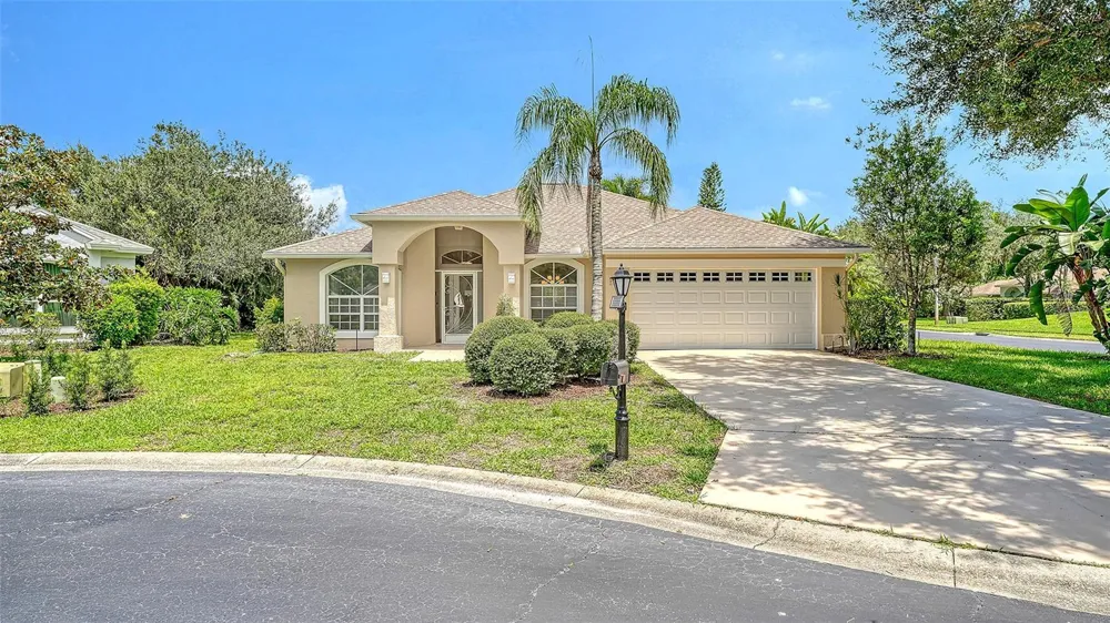 23 ARBOR OAKS DRIVE Sarasota, FL 34232