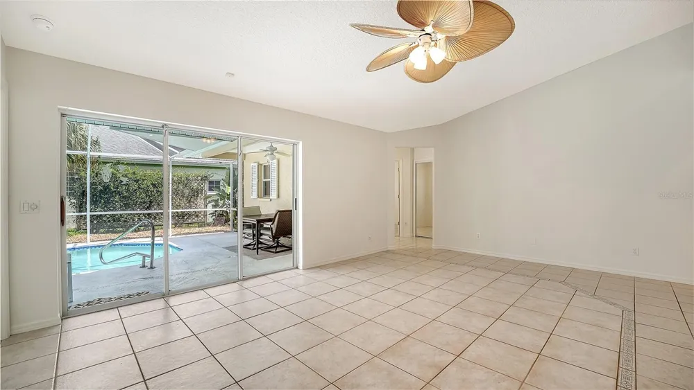 23 ARBOR OAKS DRIVE Sarasota, FL 34232