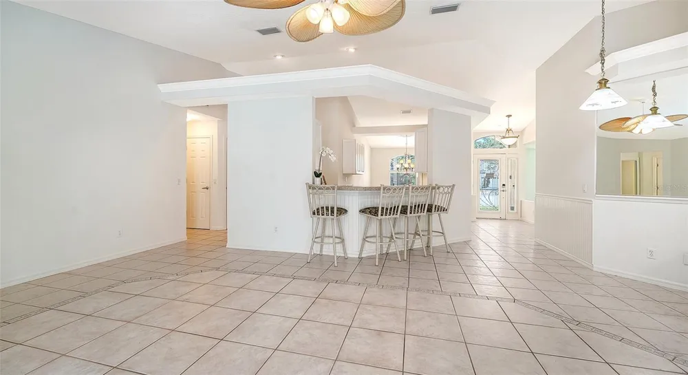 23 ARBOR OAKS DRIVE Sarasota, FL 34232