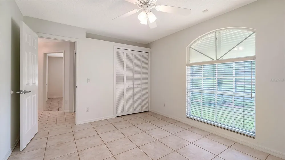 23 ARBOR OAKS DRIVE Sarasota, FL 34232