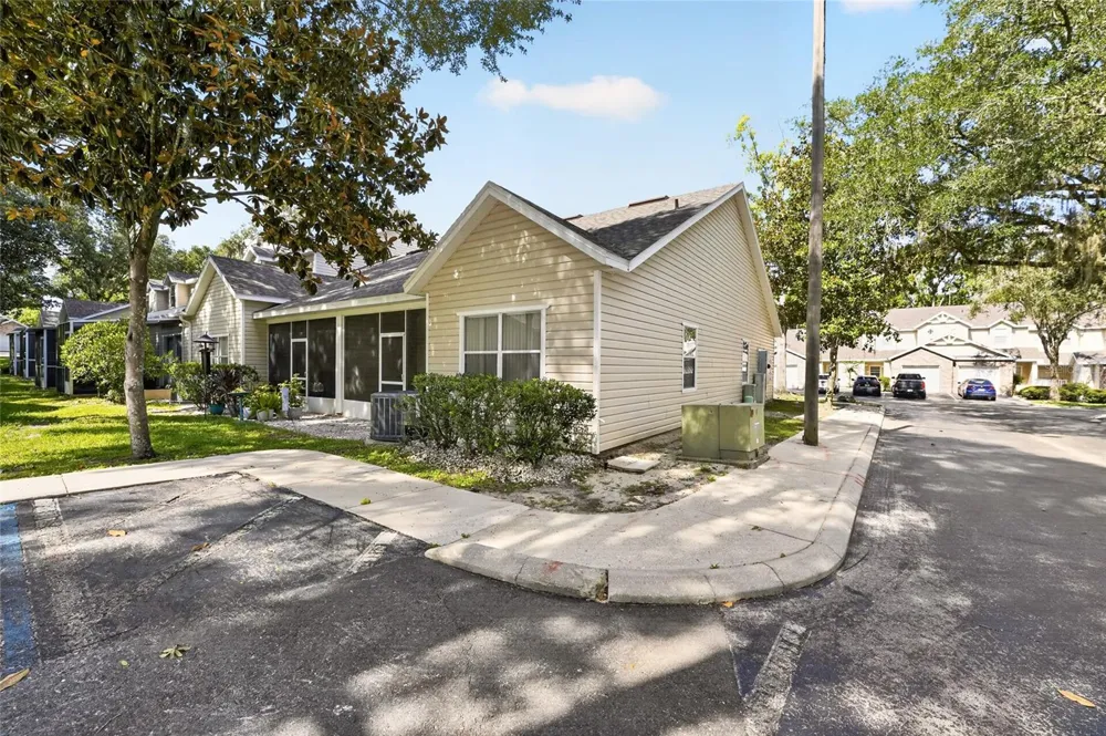4700 SW ARCHER ROAD #127 Gainesville, FL 32608