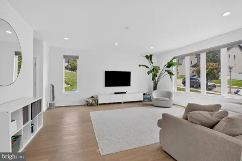 7354 RIDGE AVENUE #27