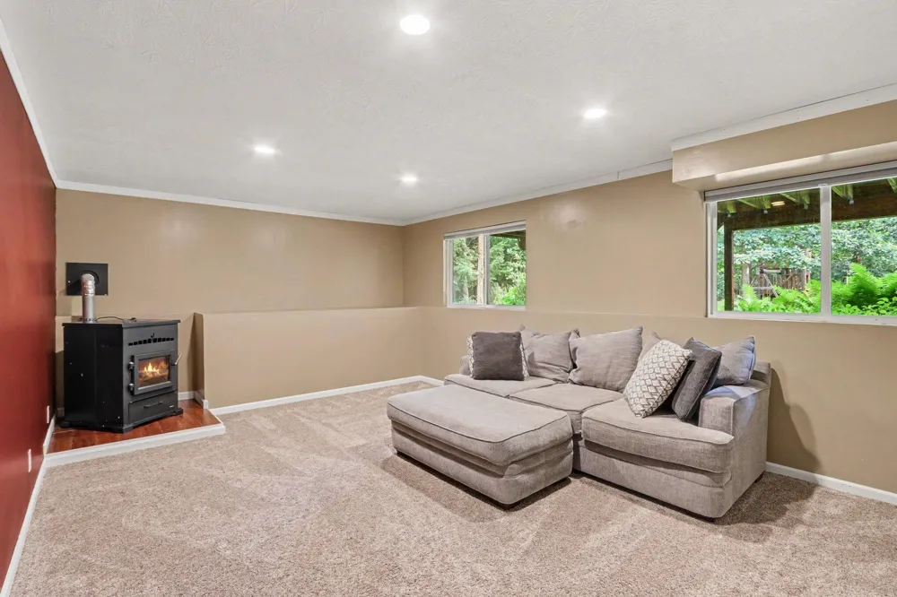 4183 Monroe Road Allegan, MI 49010