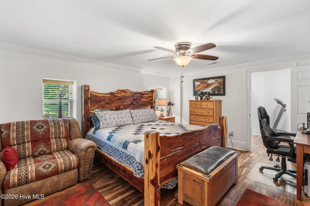 358 Licklog Ridge Hayesville, NC 28904