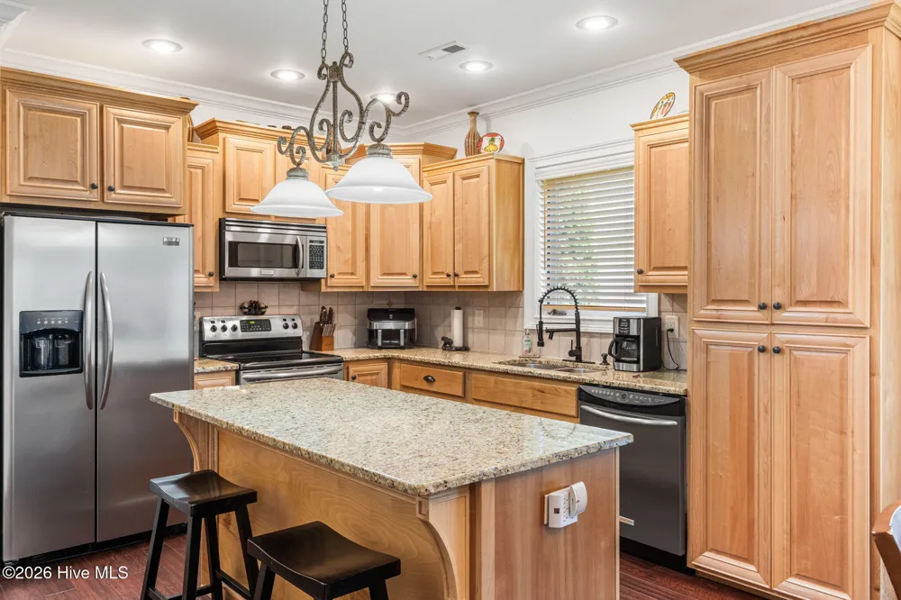 358 Licklog Ridge Hayesville, NC 28904