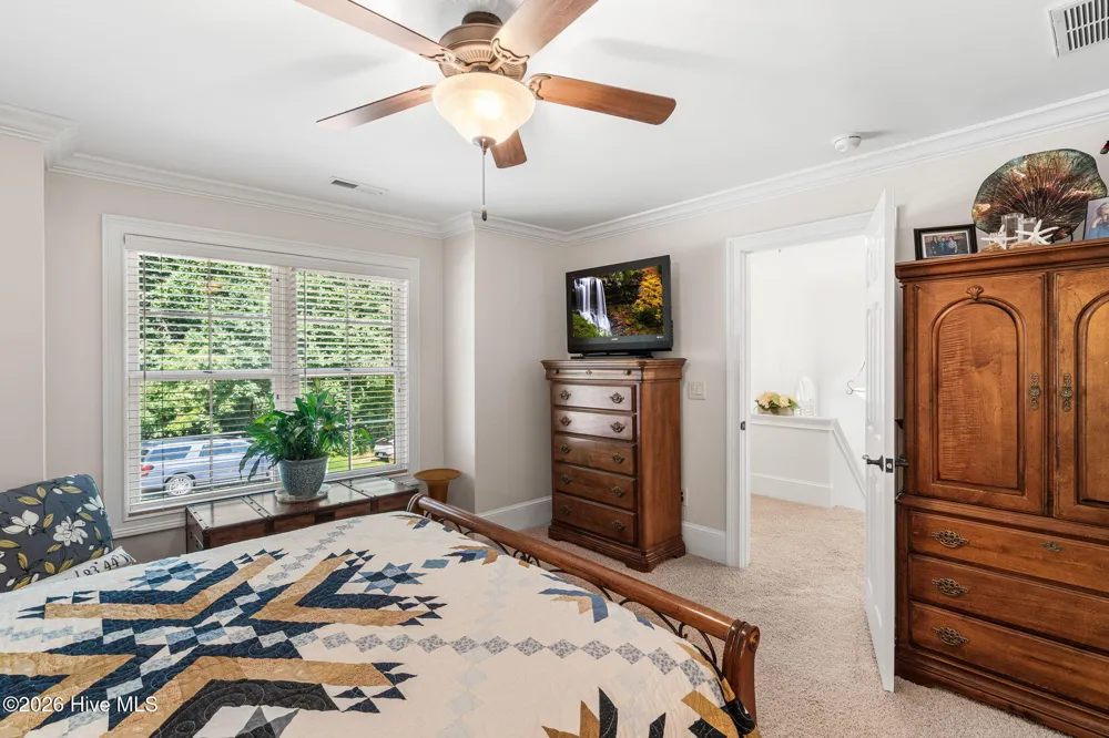 358 Licklog Ridge Hayesville, NC 28904