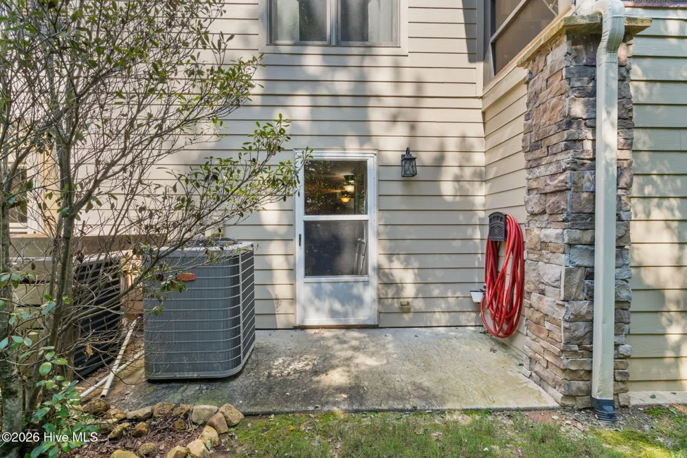 358 Licklog Ridge Hayesville, NC 28904