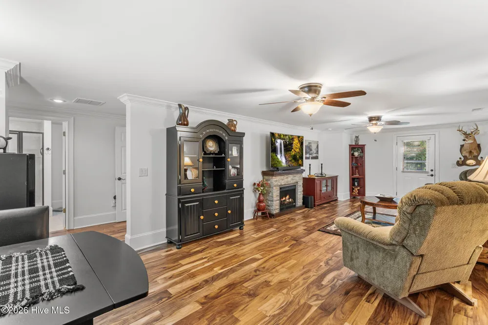 358 Licklog Ridge Hayesville, NC 28904