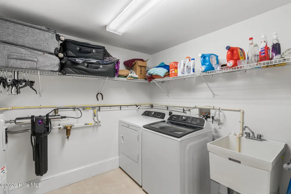 358 Licklog Ridge Hayesville, NC 28904