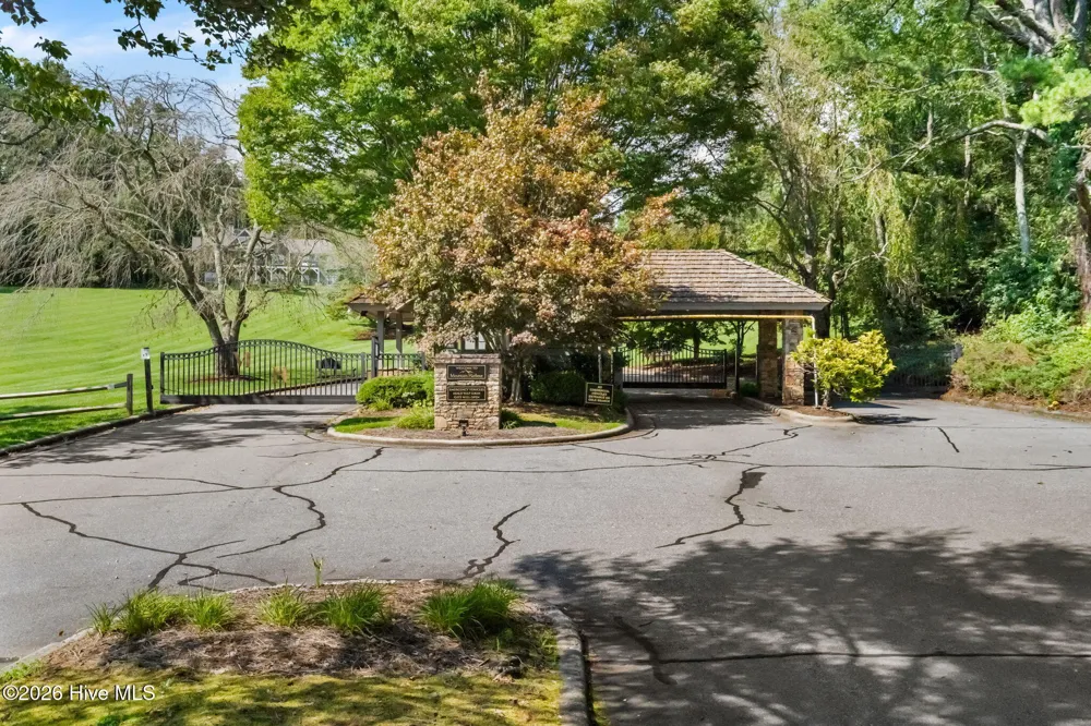 358 Licklog Ridge Hayesville, NC 28904