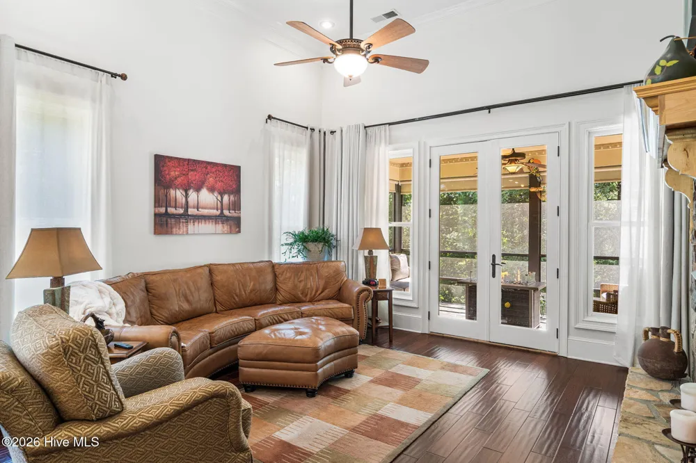 358 Licklog Ridge Hayesville, NC 28904