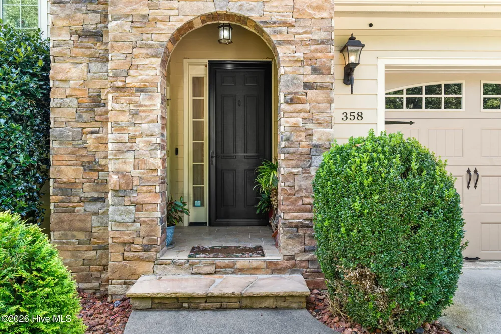 358 Licklog Ridge Hayesville, NC 28904
