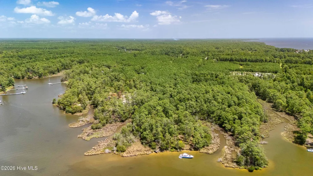 397 Madison Avenue Oriental, NC 28571