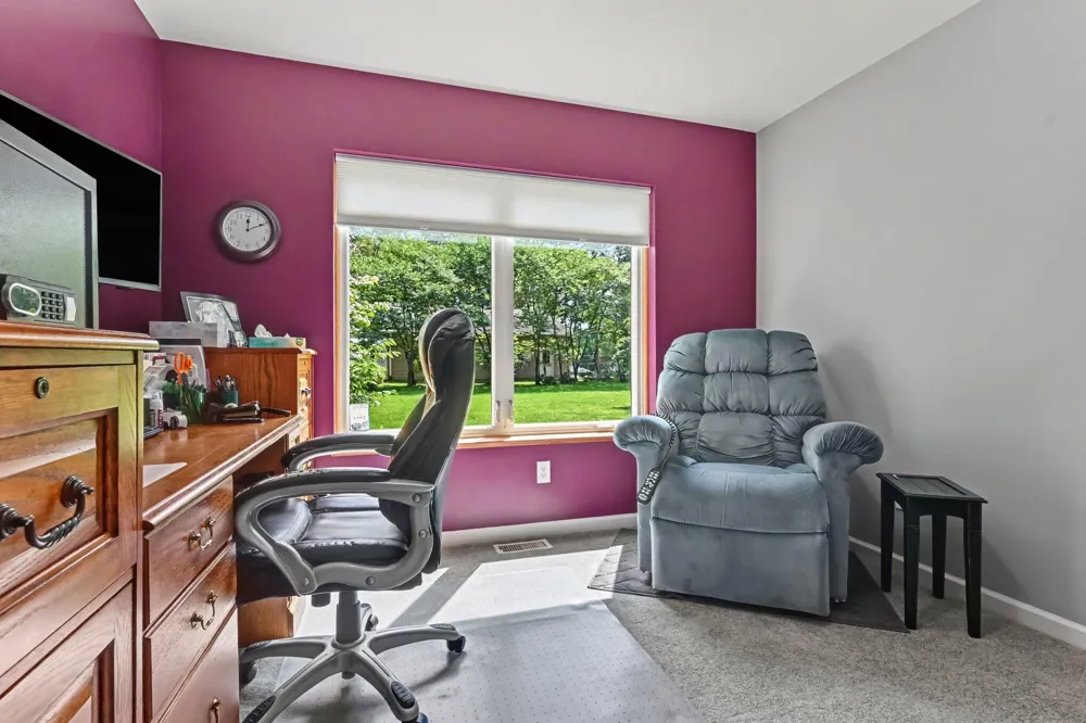 51408 Summit Street Paw Paw Township, MI 49079