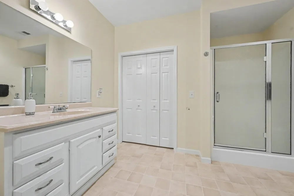 51408 Summit Street Paw Paw Township, MI 49079