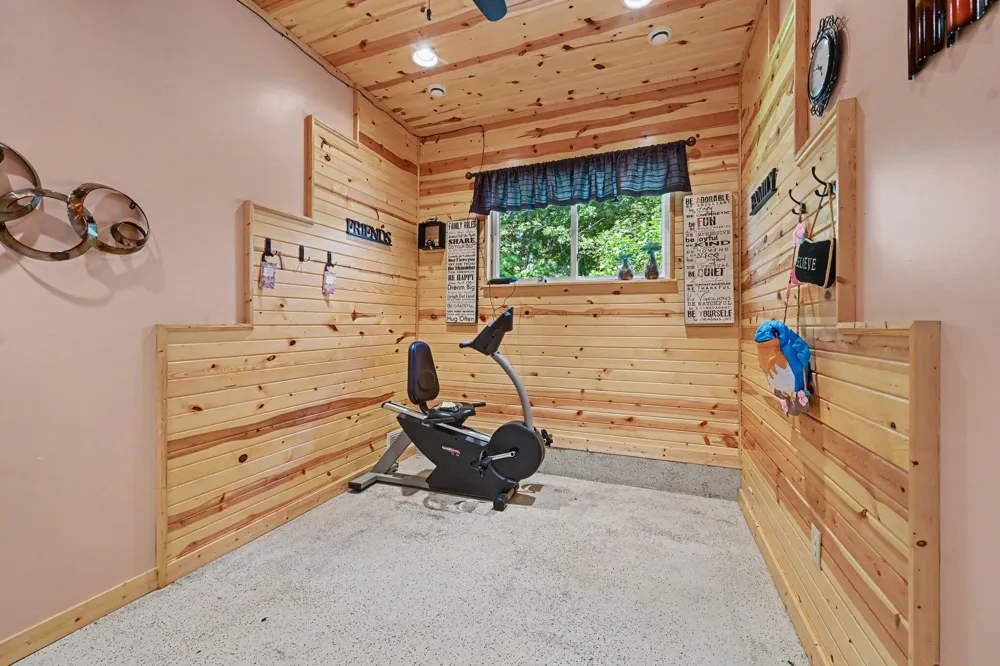 51408 Summit Street Paw Paw Township, MI 49079